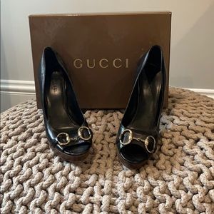 Gucci peep toe platform pump